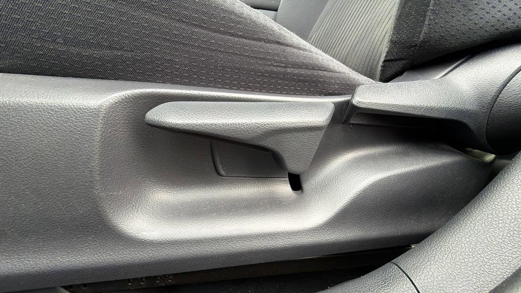 Used 2021 Toyota Prius Prime LE image 15