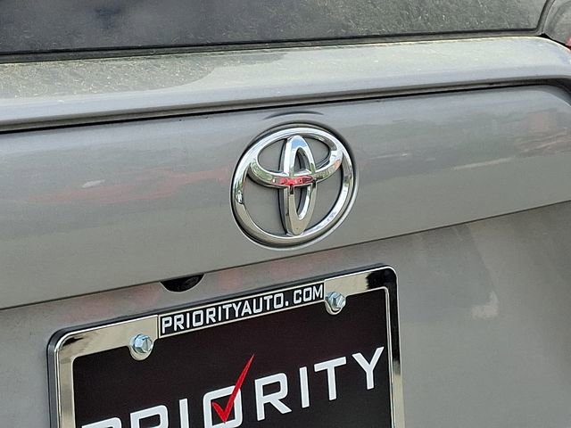 Used 2021 Toyota RAV4 XLE image 10