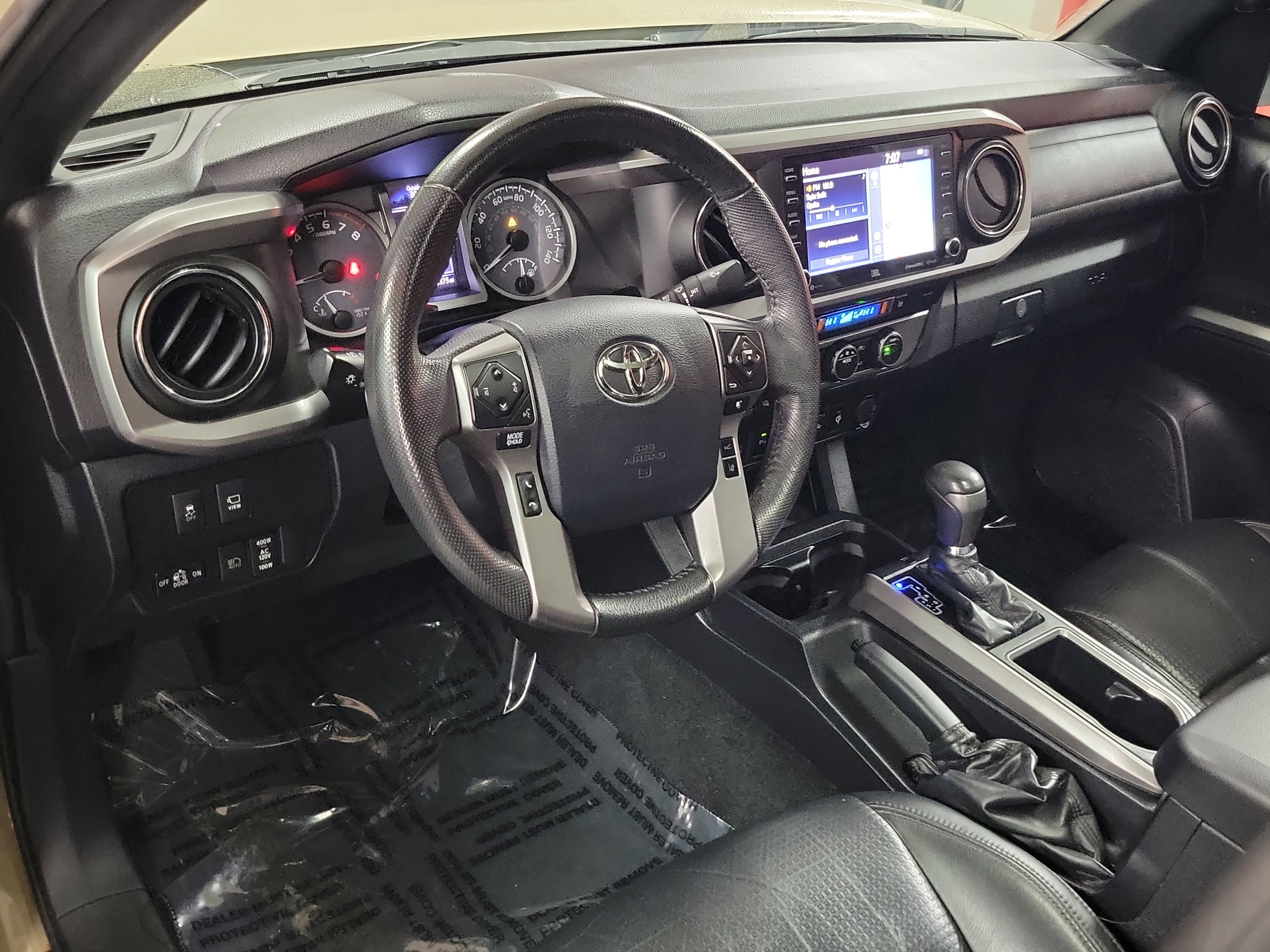 Certified 2020 Toyota Tacoma Limited image 15