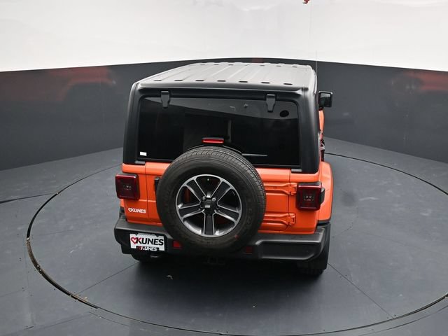 Used 2023 Jeep Wrangler Unlimited Sahara w/ LED Lighting Group AWD/4WD image 44