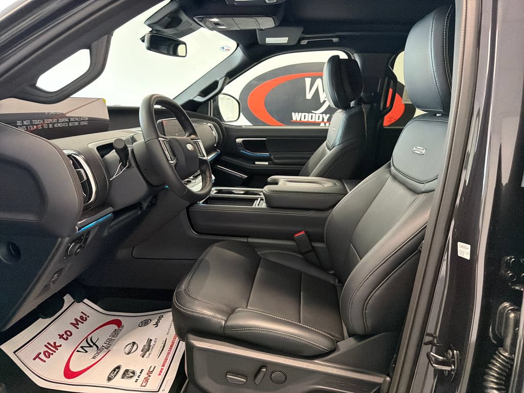 New 2027 Ford Expedition Platinum w/ Stealth Performance Package AWD/4WD image 10