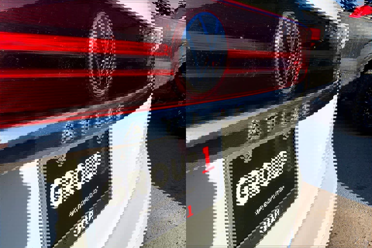 Certified 2024 Volkswagen Atlas SE image 55