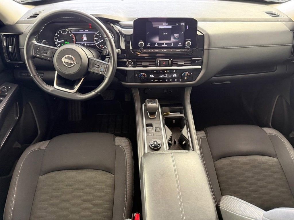 Used 2024 Nissan Pathfinder SV AWD/4WD image 22
