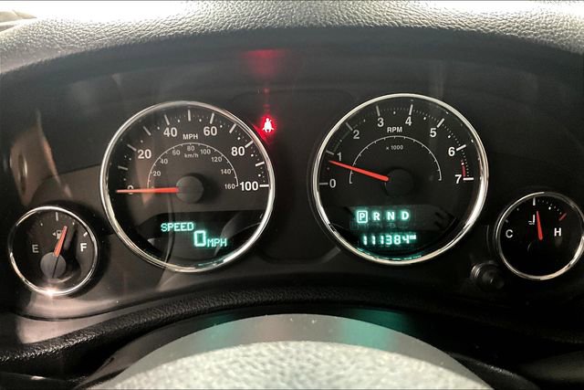 Used 2016 Jeep Wrangler Unlimited Rubicon w/ Dual Top Group image 13