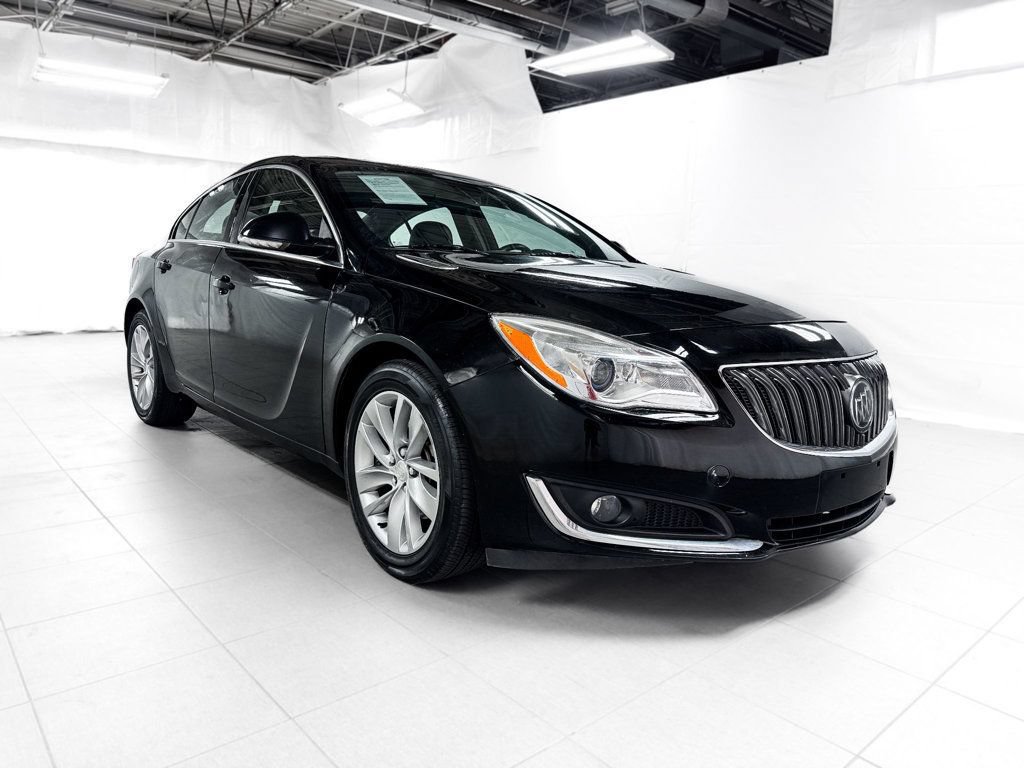 Used 2017 Buick Regal Premium AWD image 8