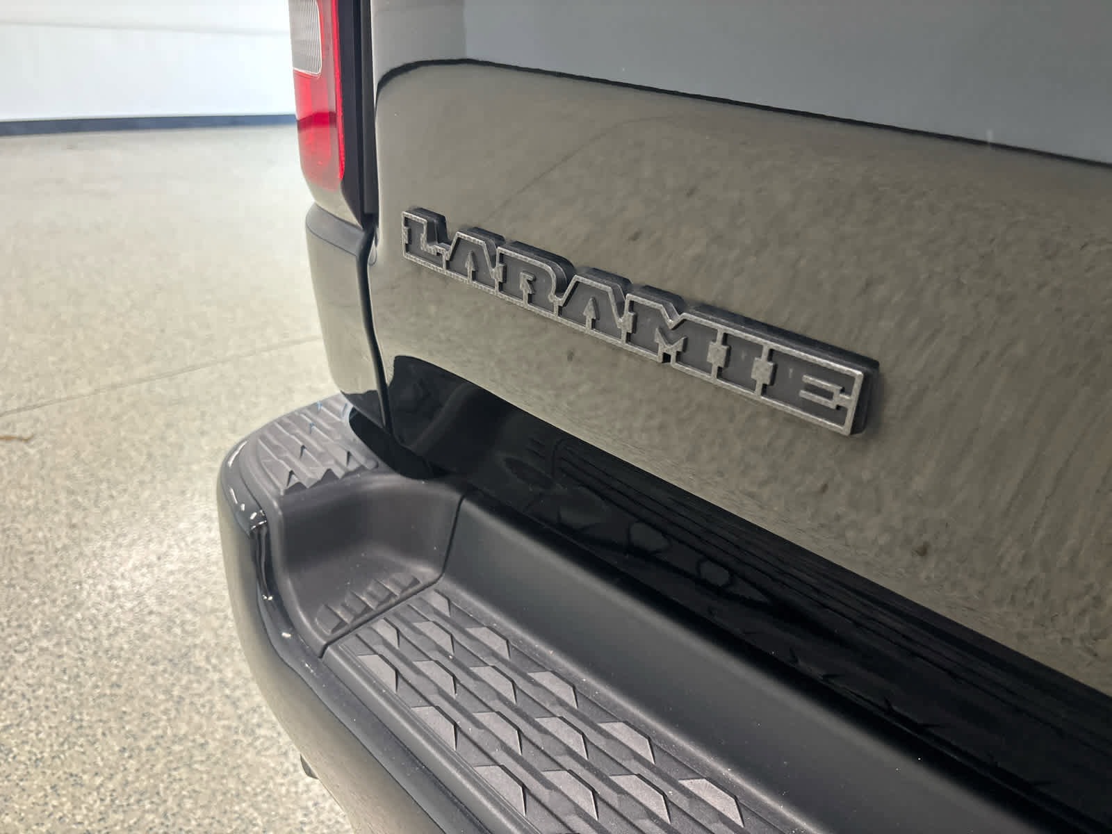Used 2022 RAM 1500 Laramie image 15