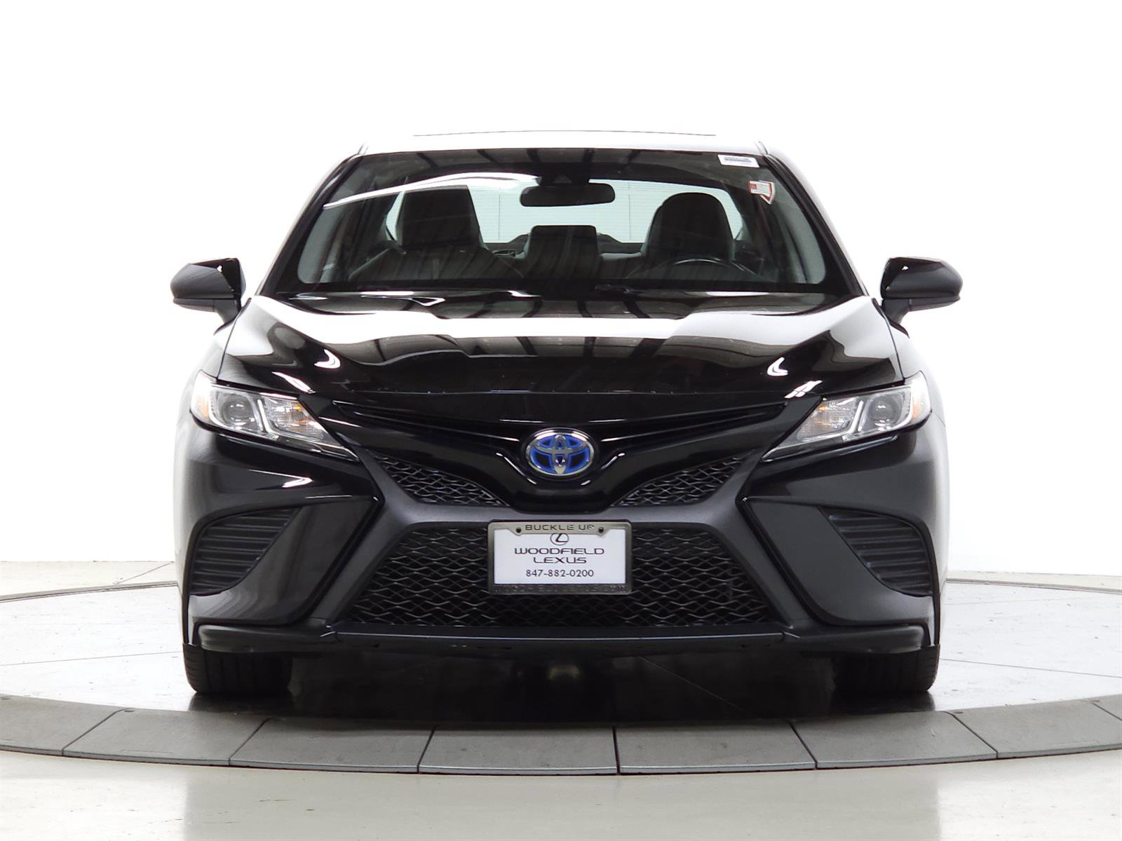 Used 2020 Toyota Camry SE FWD video 2