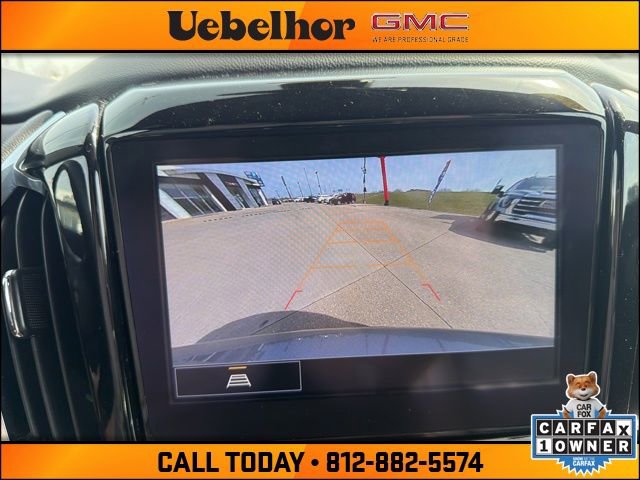 Used 2023 Chevrolet Traverse LT image 28