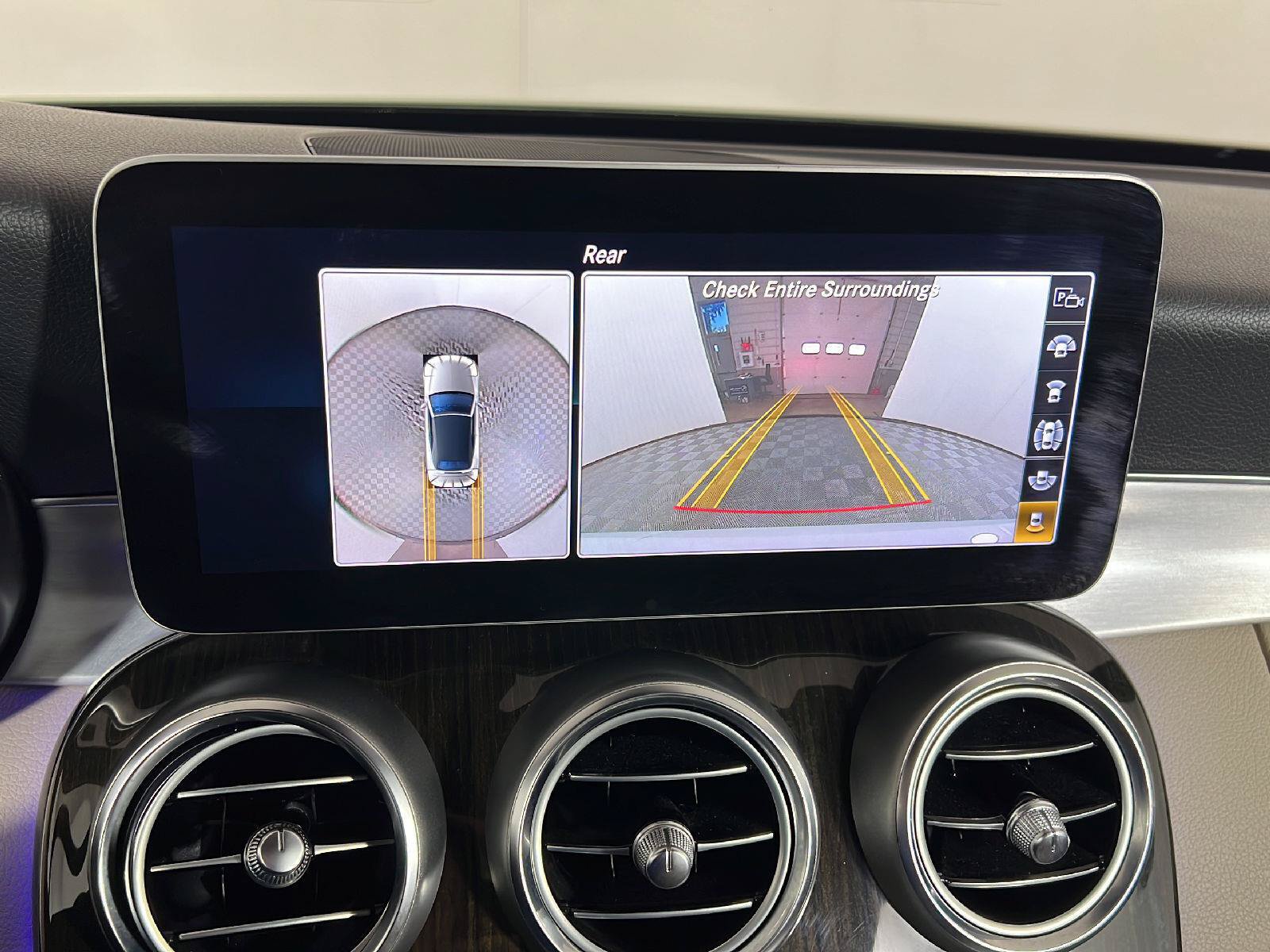 Used 2020 Mercedes-Benz C 300 4MATIC Cabriolet image 10