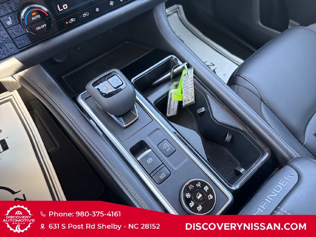 Certified 2025 Nissan Pathfinder SL AWD/4WD image 20