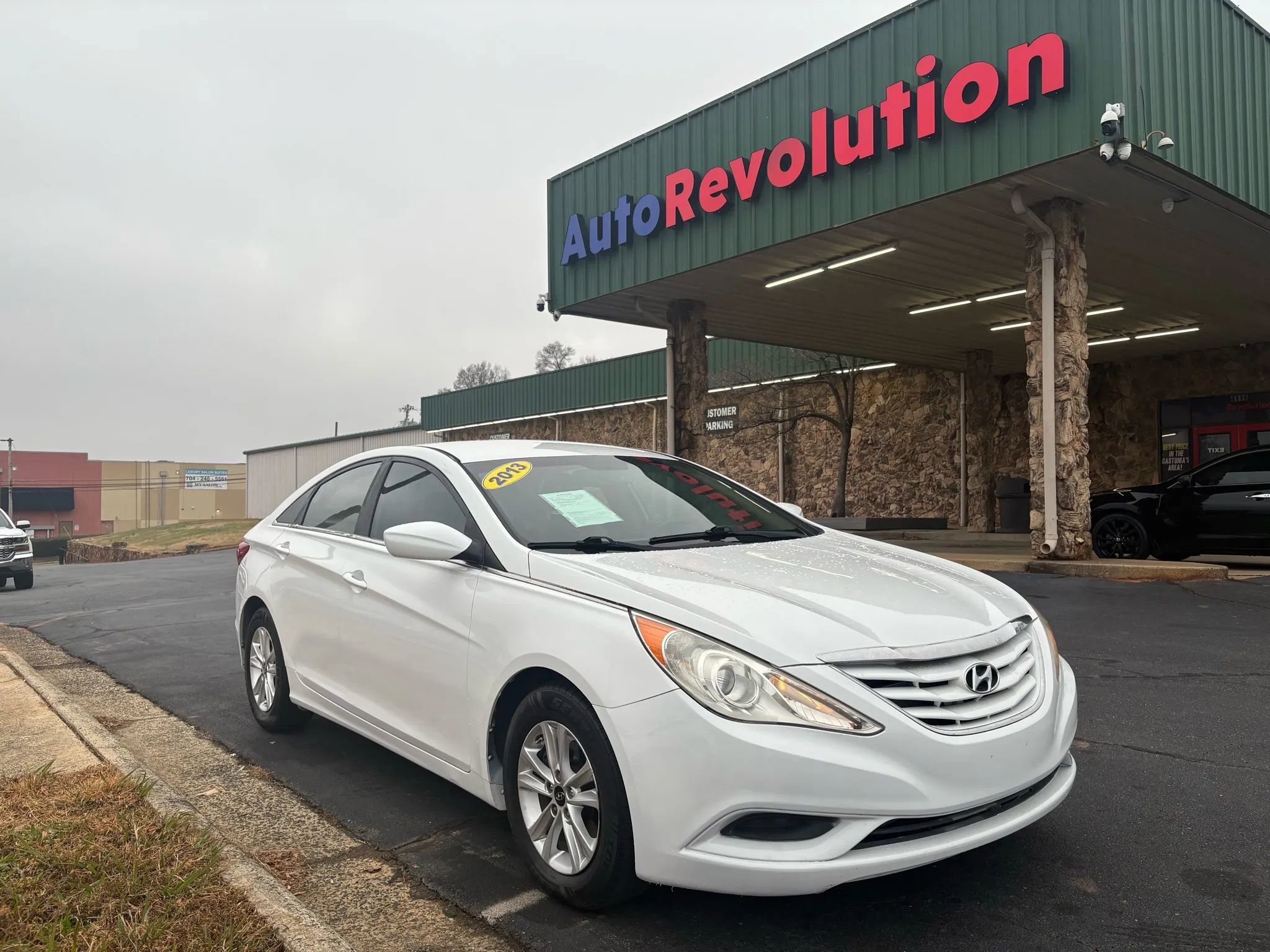 Used 2013 Hyundai Sonata GLS image 1