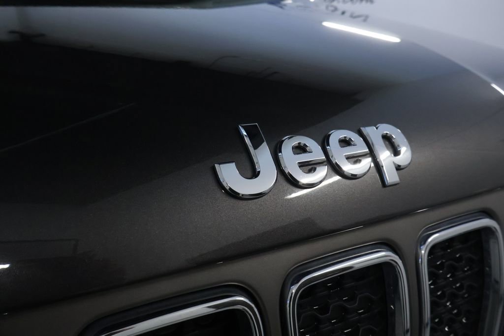 Used 2021 Jeep Renegade Limited w/ Sun & Sound Group image 9