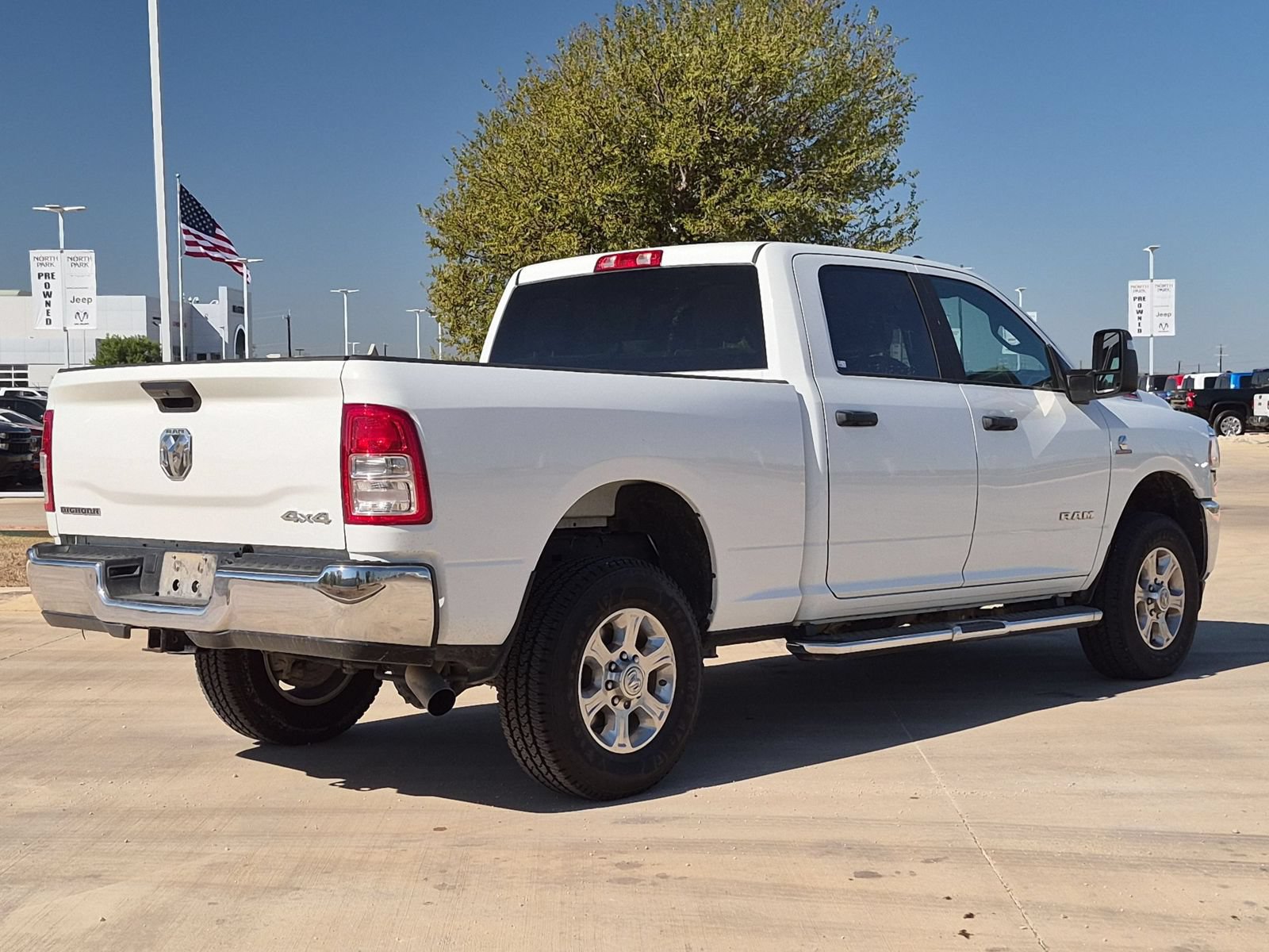 Used 2024 RAM 2500 Big Horn AWD/4WD image 3