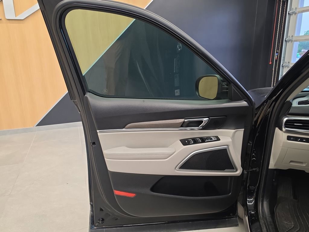 Used 2022 Kia Telluride EX w/ EX Premium Package FWD image 15