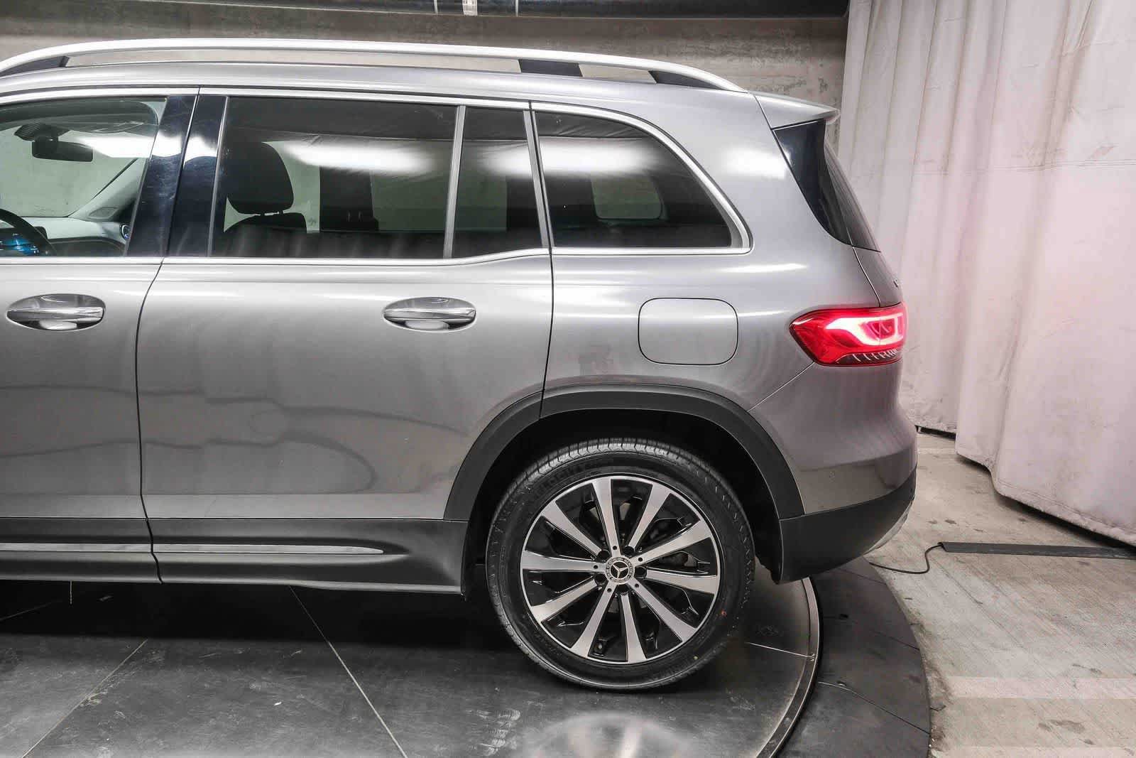 Used 2023 Mercedes-Benz GLB 250 image 8
