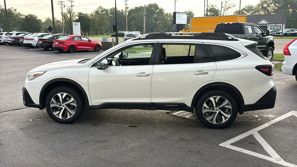 Used 2021 Subaru Outback Touring w/ Popular Package #2 AWD/4WD image 2