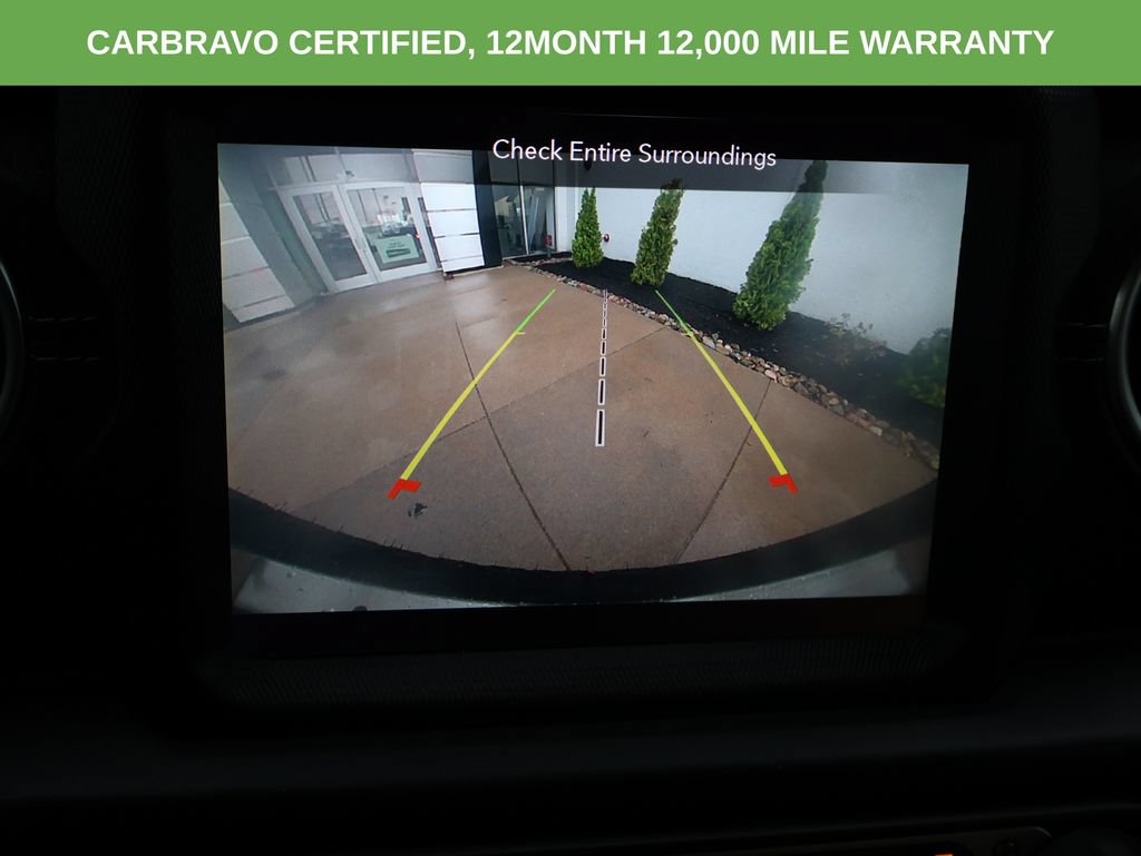 Used 2020 Jeep Wrangler Unlimited Sahara AWD/4WD image 25