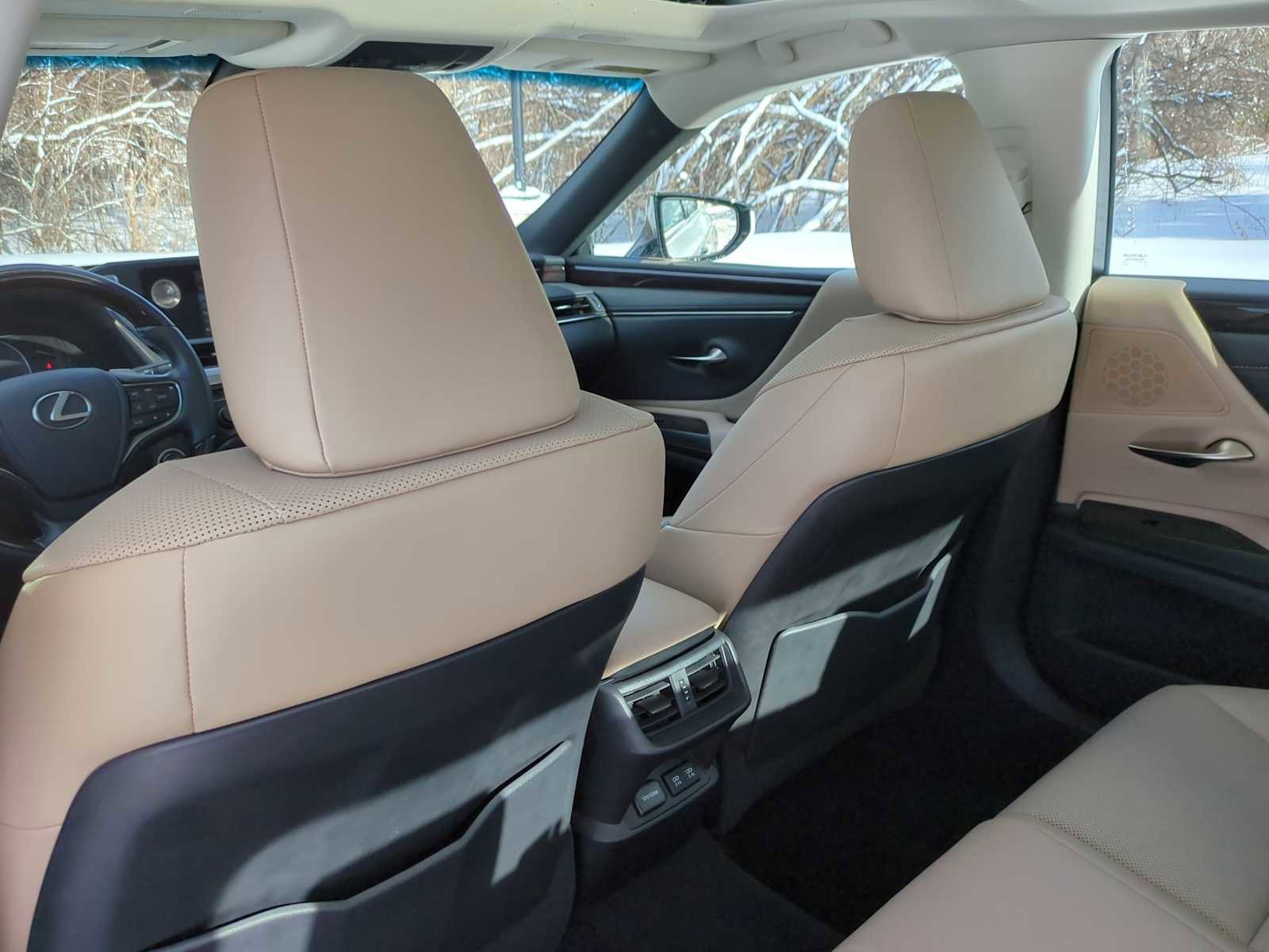 Used 2019 Lexus ES 350 image 18