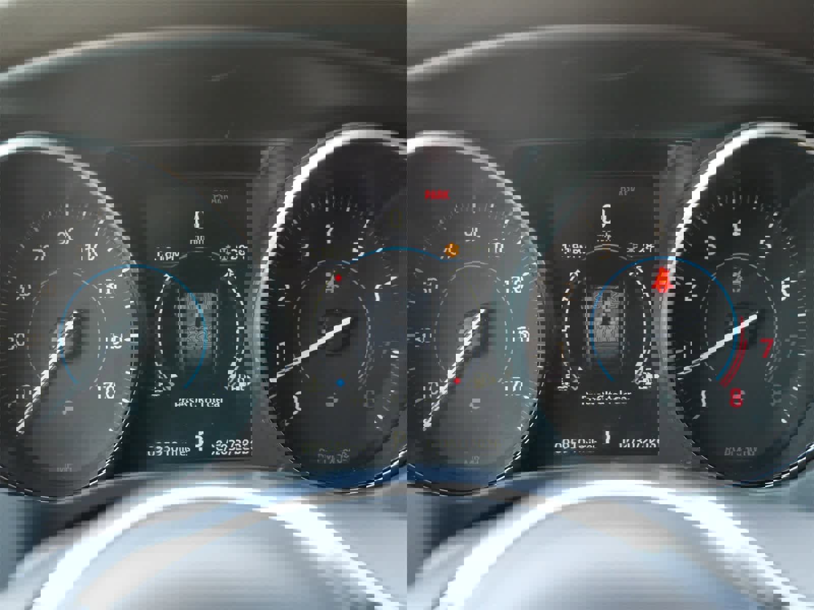 Used 2018 Jaguar F-PACE Prestige image 19