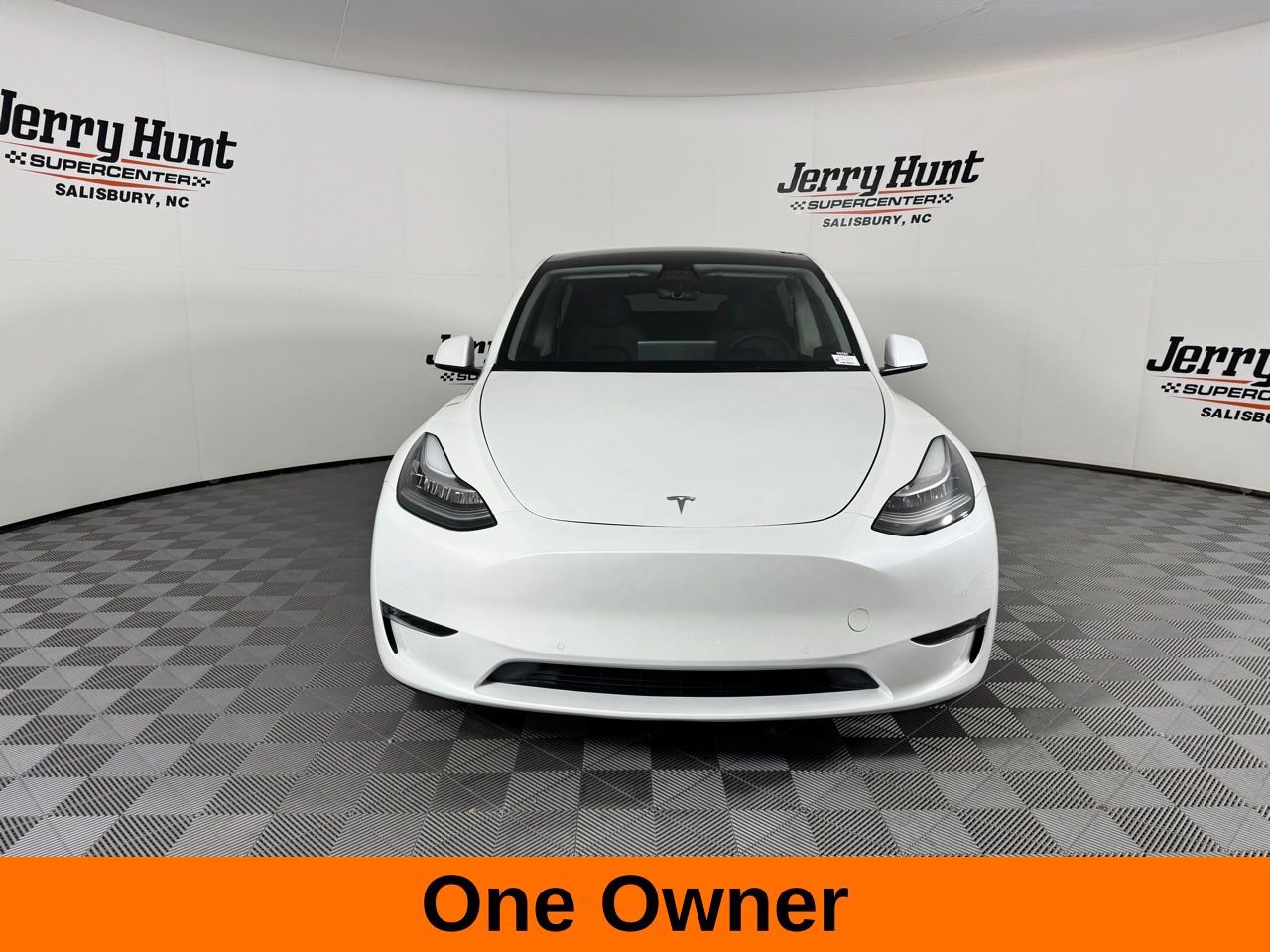 Used 2022 Tesla Model Y Long Range image 5