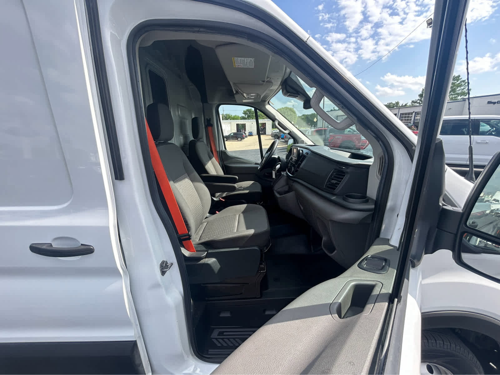 Used 2023 Ford Transit 250 w/ Load Area Protection Package image 13