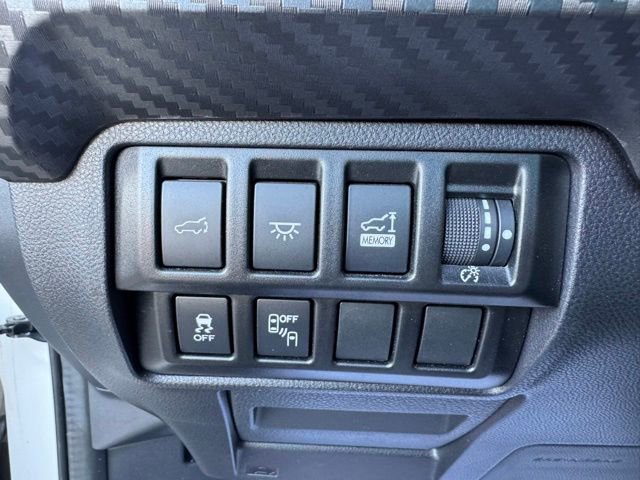 Used 2022 Subaru Ascent Onyx Edition image 17