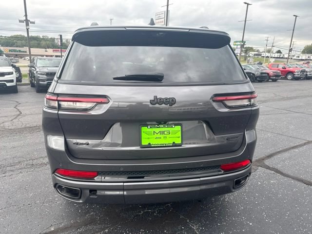 Used 2025 Jeep Grand Cherokee L Summit AWD/4WD image 5