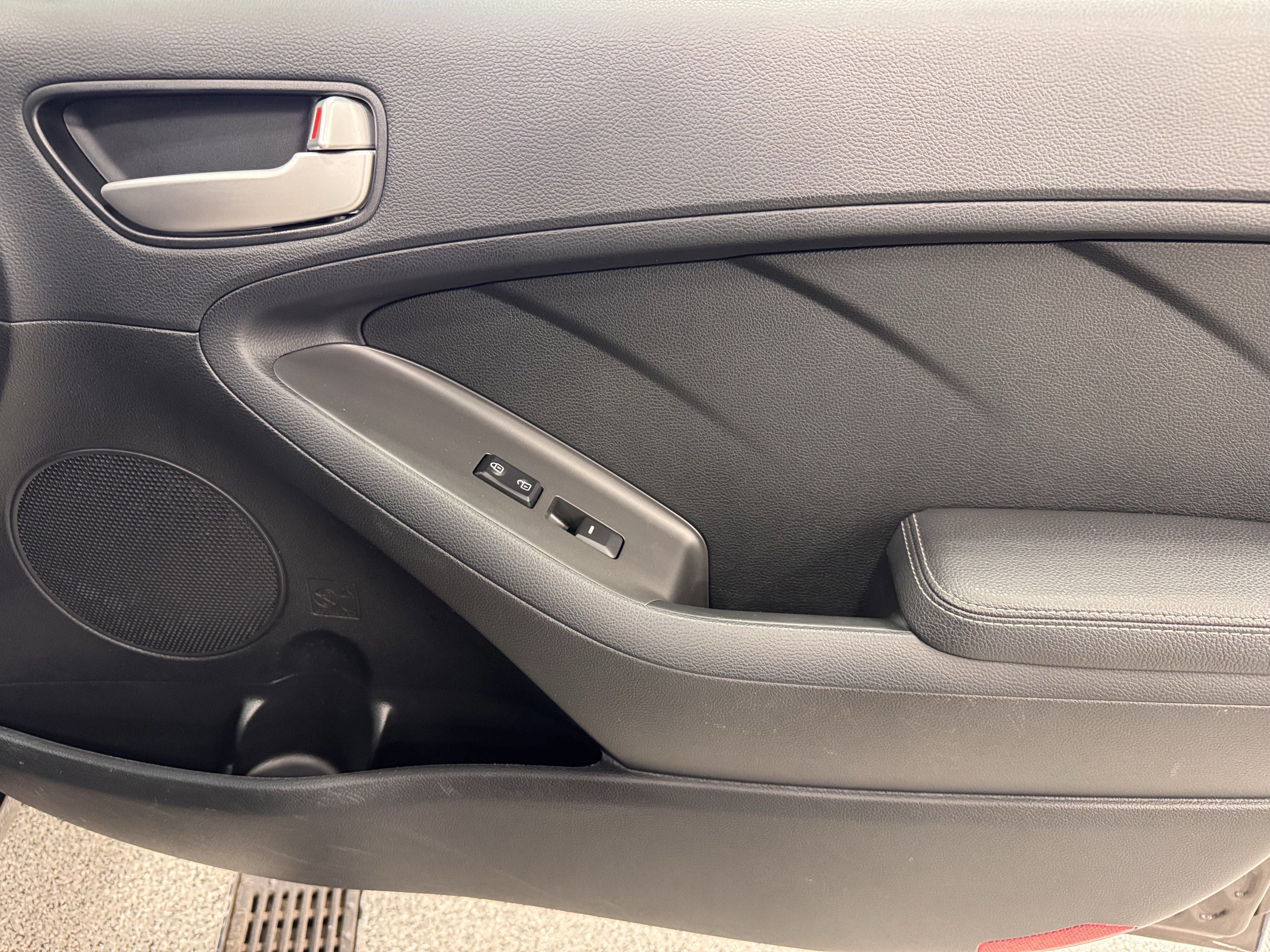 Used 2018 Kia Forte LX image 25