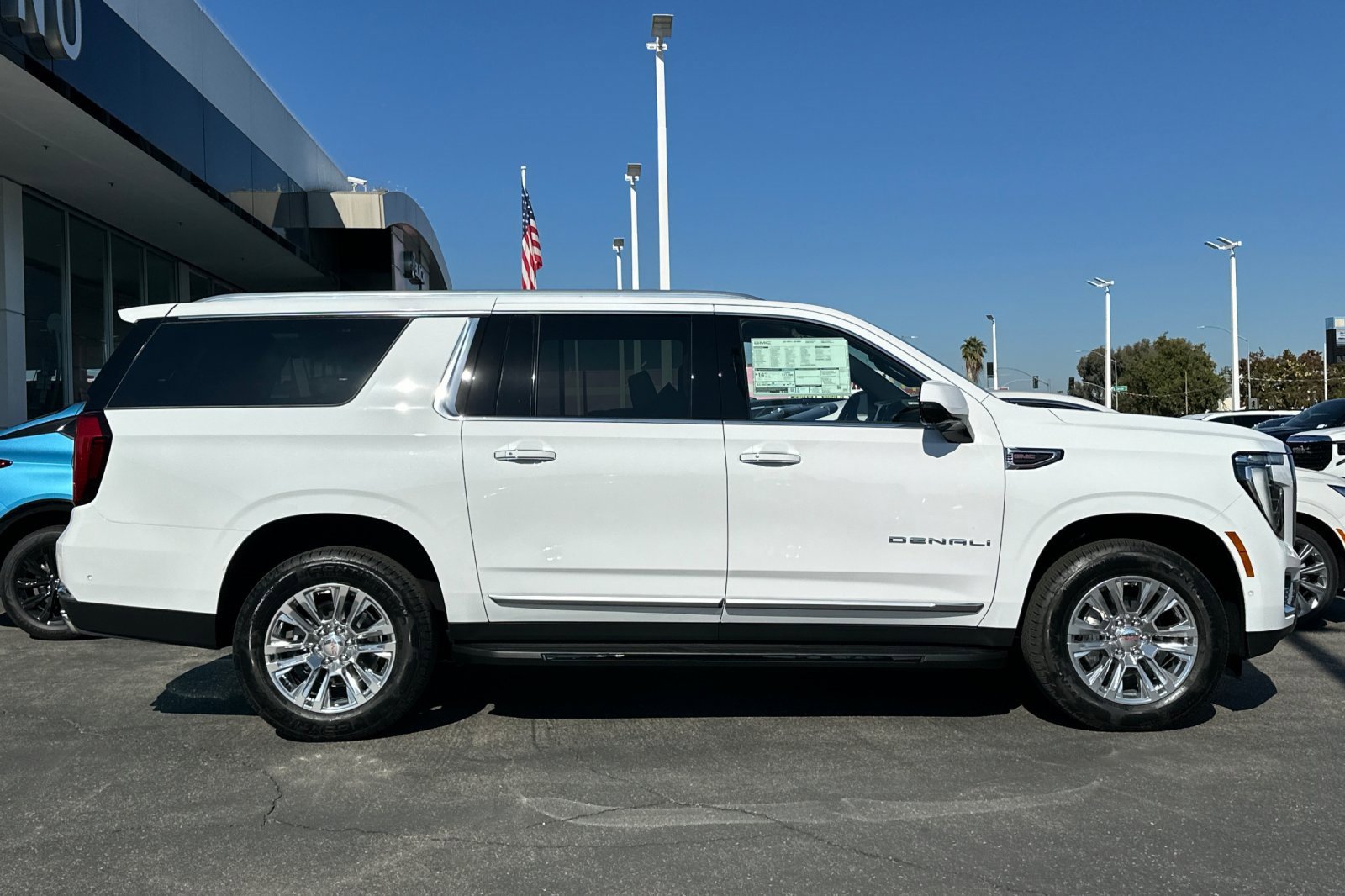 New 2026 GMC Yukon XL Denali image 4