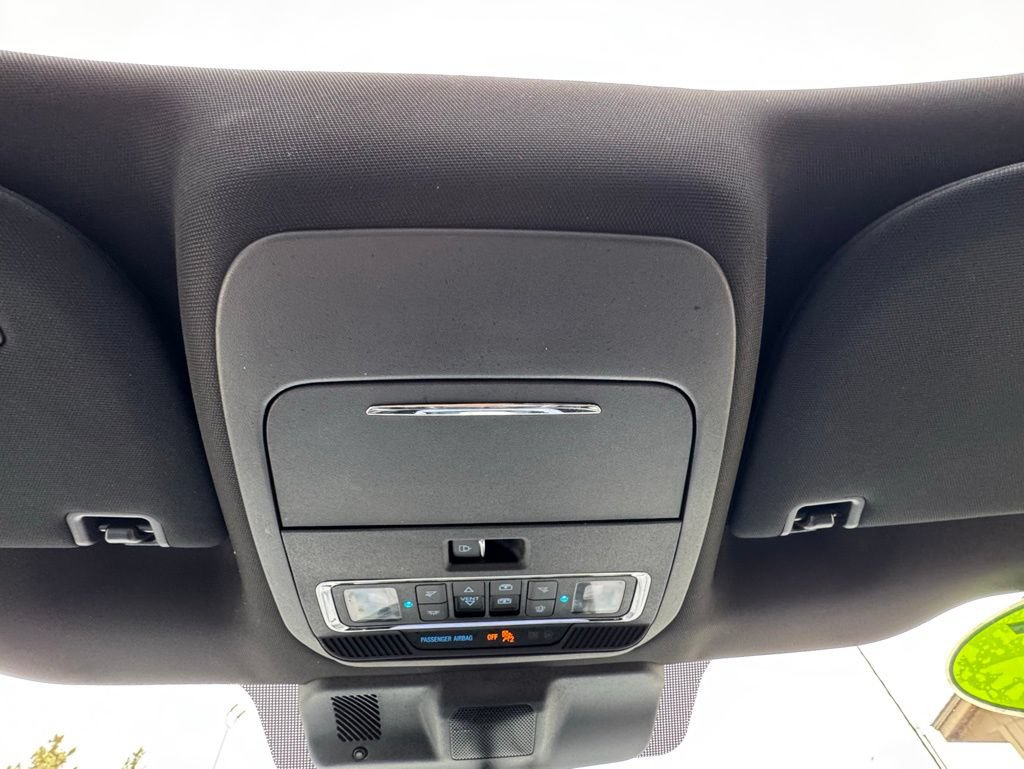 Used 2025 Ford F150 Lariat AWD/4WD image 36