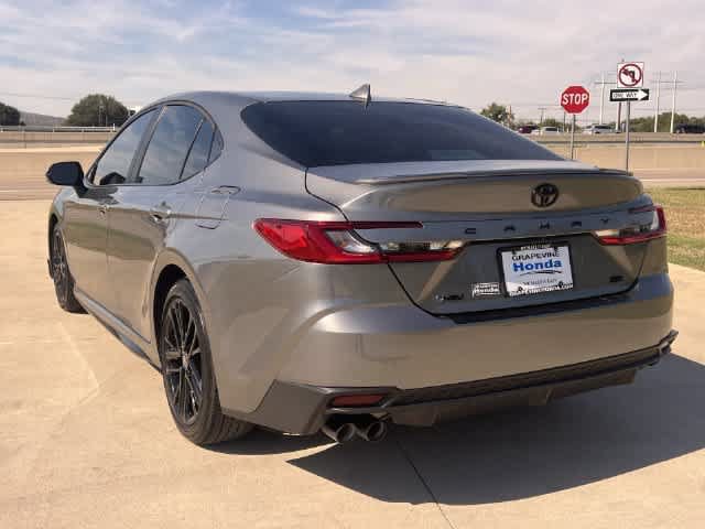 Used 2026 Toyota Camry SE w/ Multimedia Upgrade Package FWD image 5