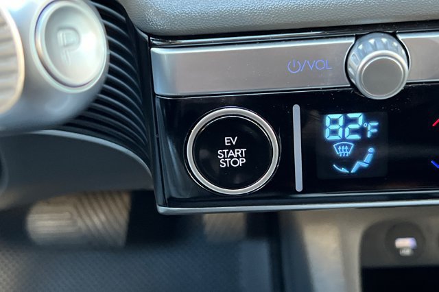 Certified 2024 Hyundai Ioniq 5 SEL RWD image 28