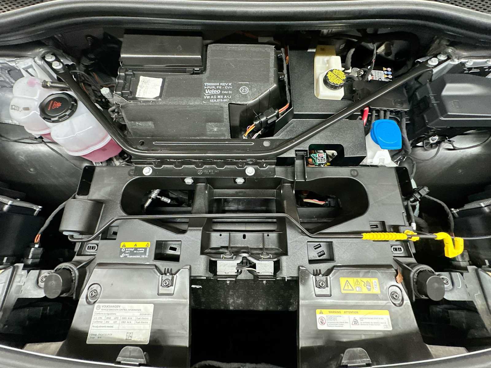 Used 2023 Volkswagen ID.4 Pro RWD image 12