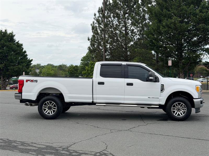 Used 2018 Ford F350 XLT w/ XLT Value Package AWD/4WD image 8