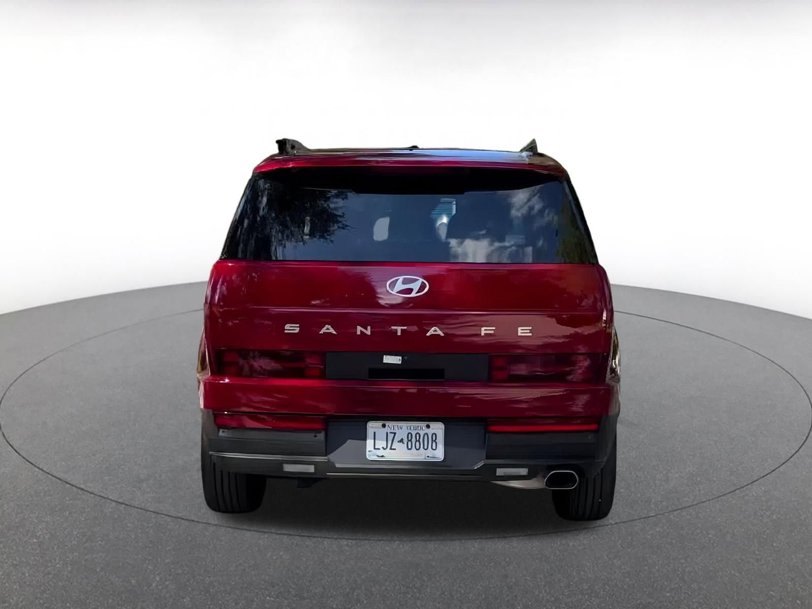 Used 2025 Hyundai Santa Fe SEL image 11