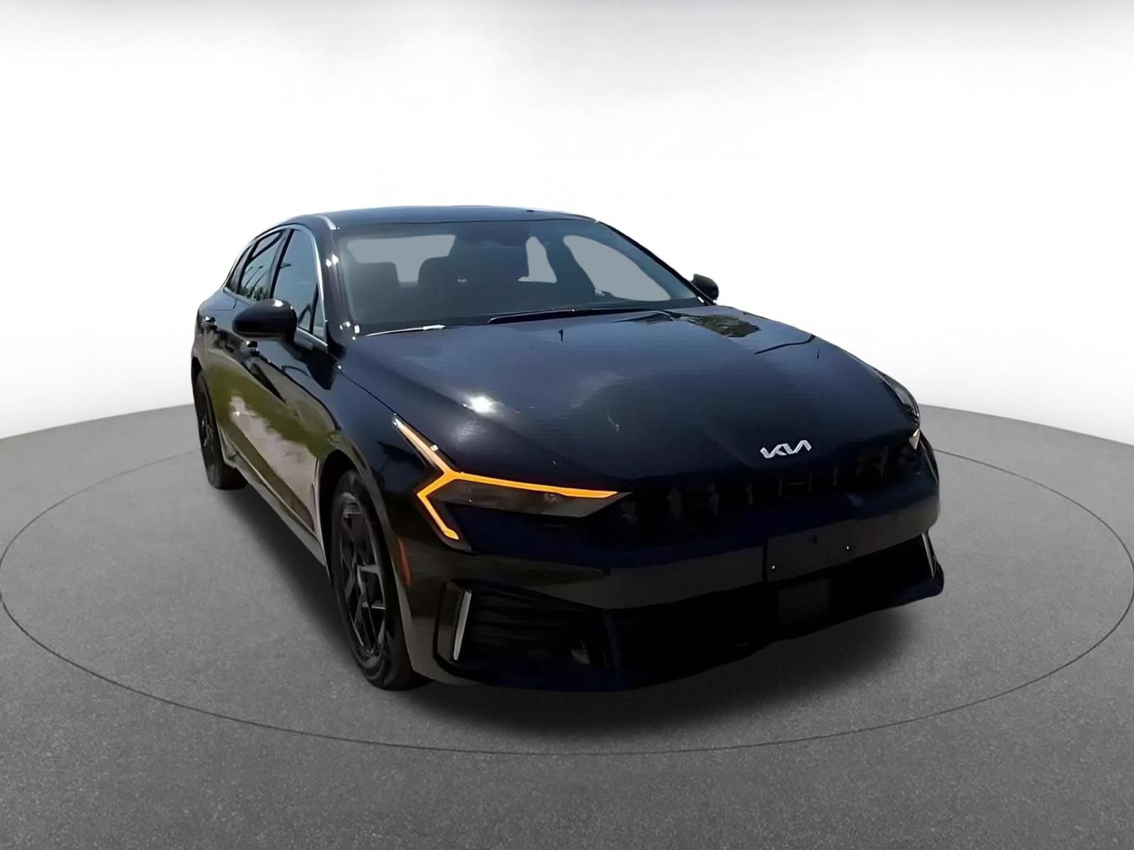 Used 2025 Kia K5 LXS FWD image 3