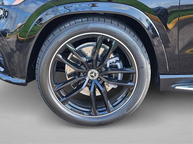 New 2026 Mercedes-Benz GLS 580 4MATIC image 18