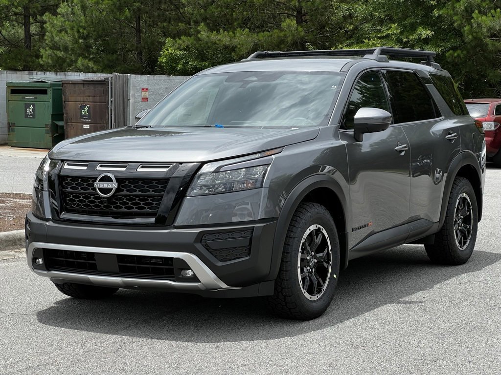 New 2025 Nissan Pathfinder Rock Creek image 2