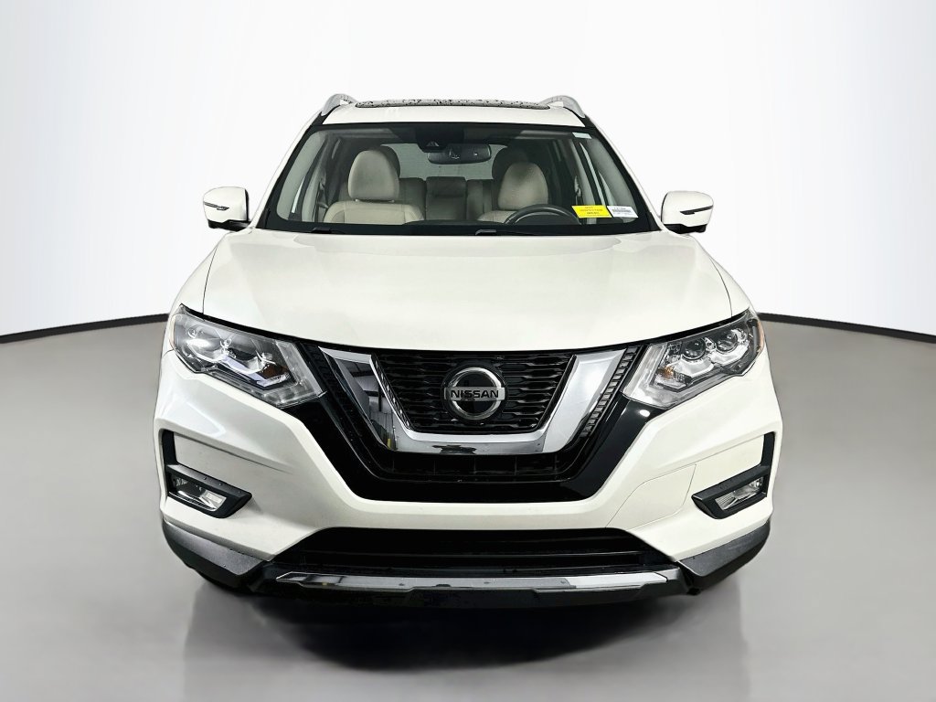 Used 2020 Nissan Rogue SL w/ Premium Package FWD image 2
