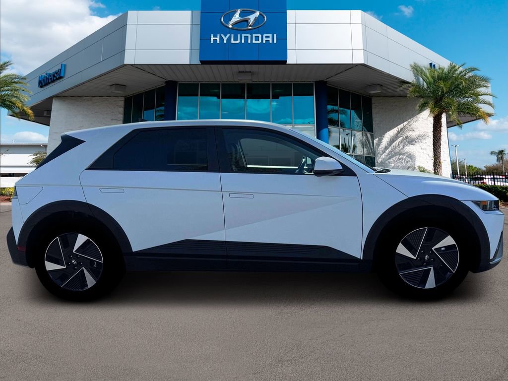 New 2026 Hyundai Ioniq 5 SEL RWD image 10