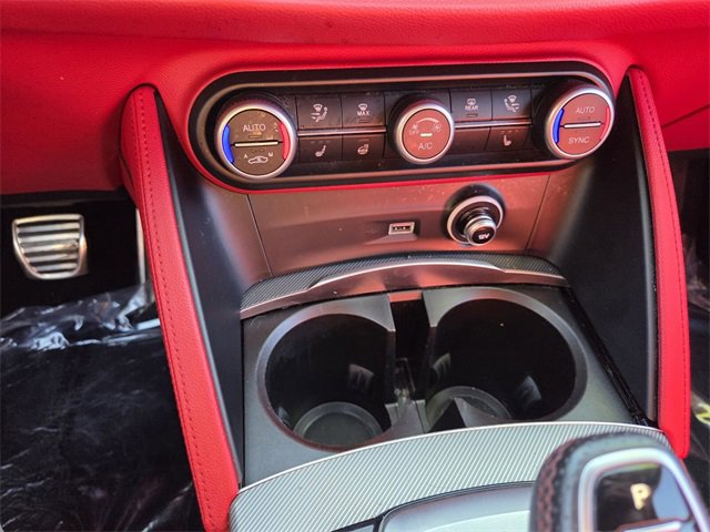 Used 2021 Alfa Romeo Stelvio Ti Sport image 27