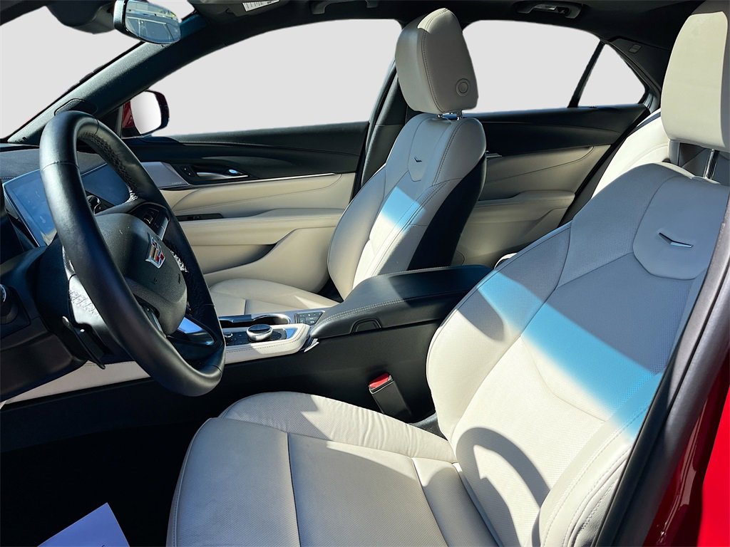 Used 2025 Cadillac CT4 Premium Luxury image 22