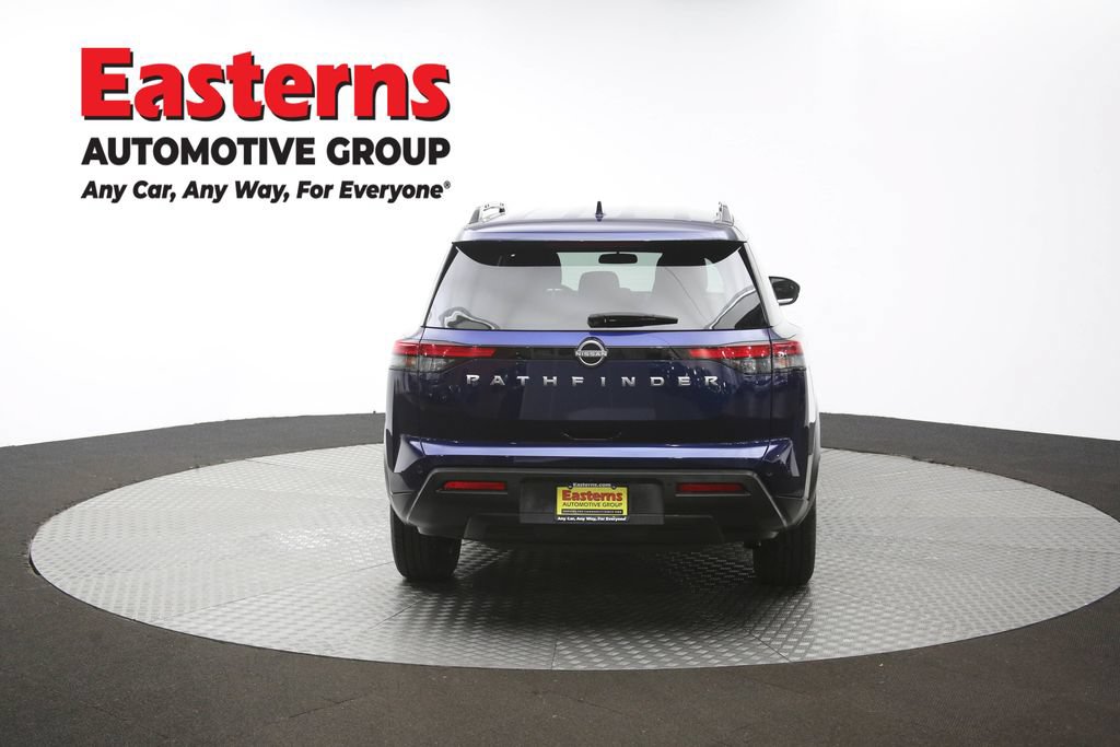 Used 2025 Nissan Pathfinder SV FWD image 37