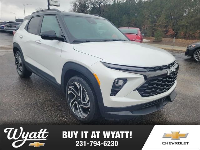 Used 2025 Chevrolet TrailBlazer RS w/ Convenience Package image 1