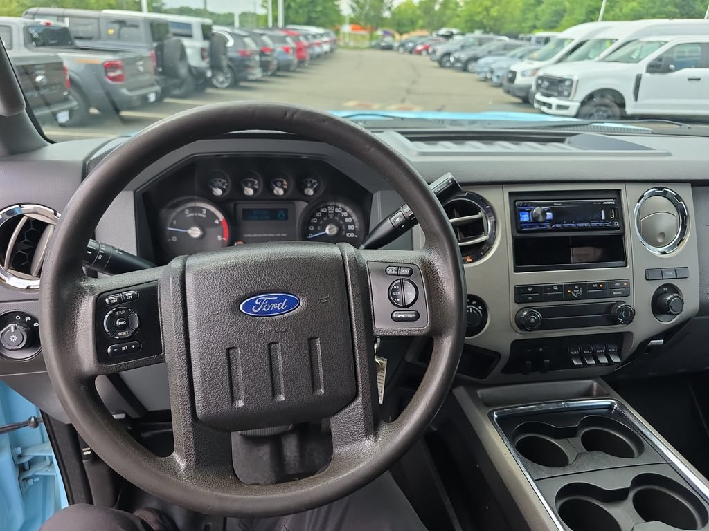 Used 2014 Ford F550 4x4 Crew Cab Super Duty image 23