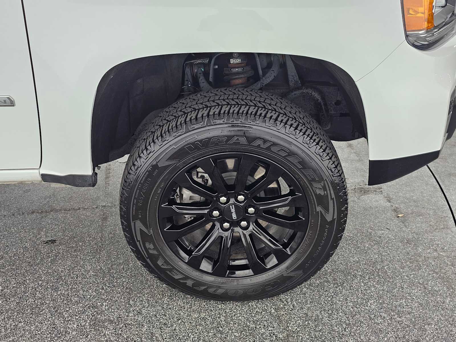 Used 2022 GMC Canyon Elevation w/ Trailering Package image 9