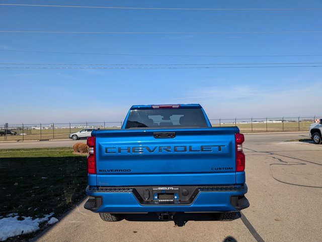 Used 2024 Chevrolet Silverado 1500 Custom w/ Turbomax Blackout Package image 8