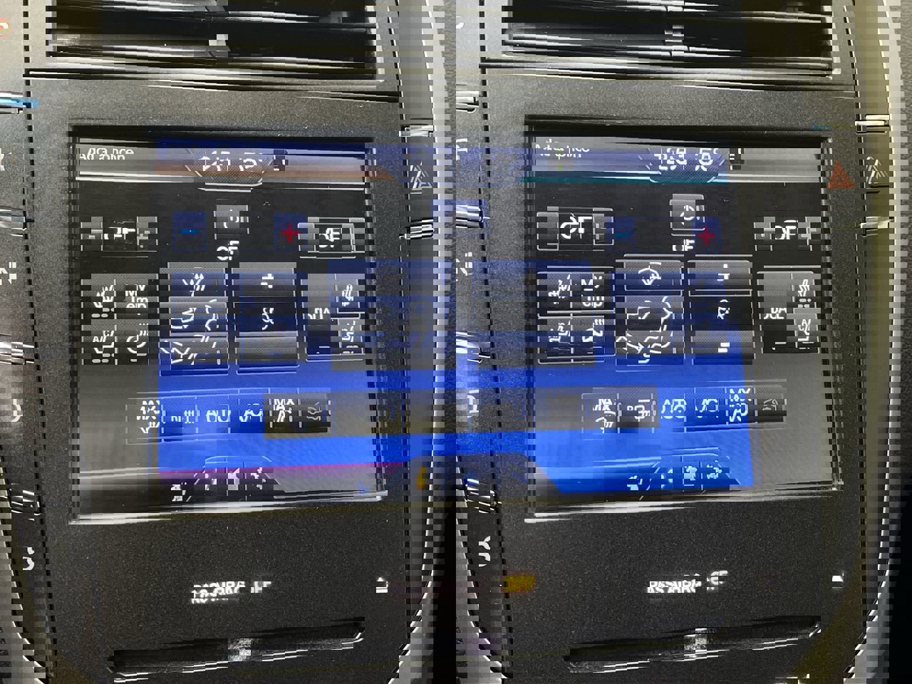 Used 2014 Lincoln MKZ image 21