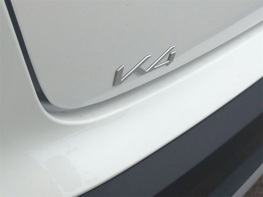 New 2025 Kia K4 EX image 29
