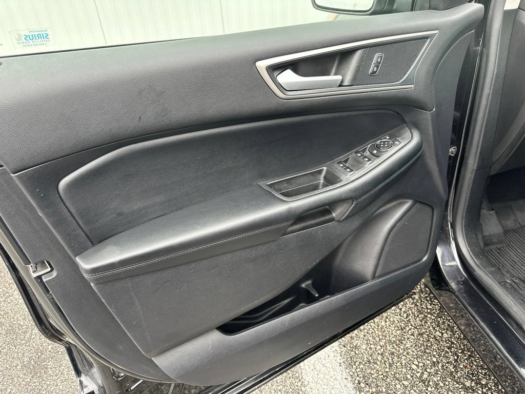 Certified 2022 Ford Edge SEL w/ Convenience Package AWD/4WD image 13